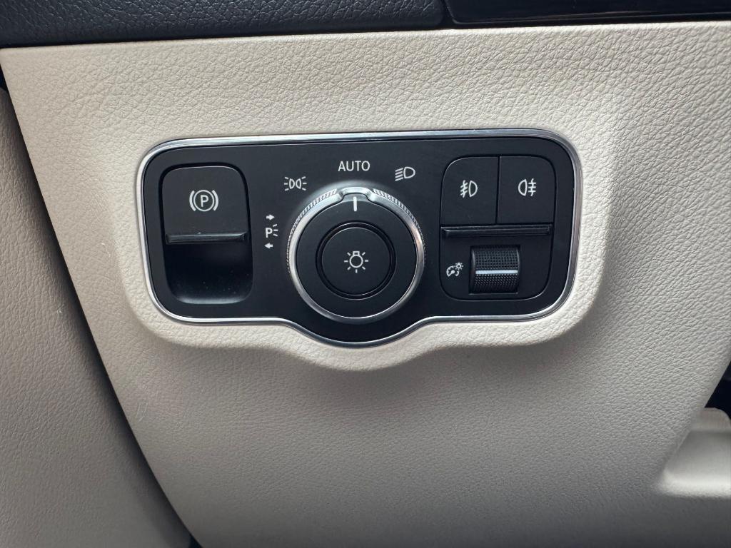 used 2021 Mercedes-Benz GLA 250 car, priced at $24,500