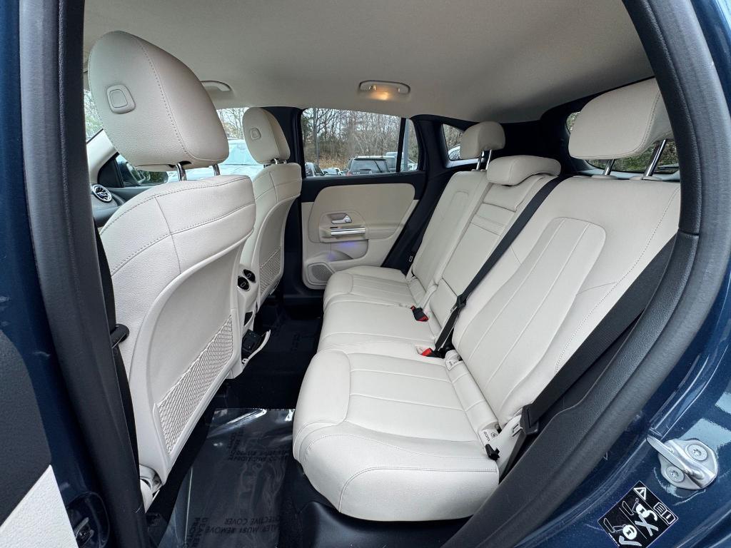 used 2021 Mercedes-Benz GLA 250 car, priced at $24,500