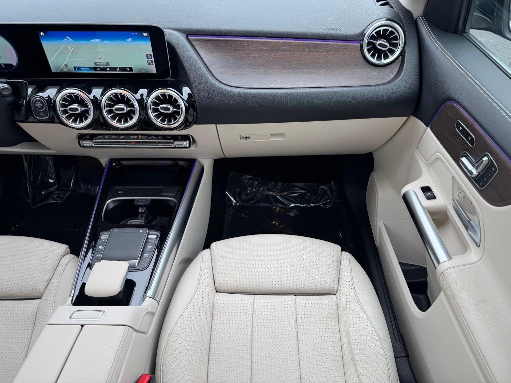 used 2021 Mercedes-Benz GLA 250 car, priced at $24,500