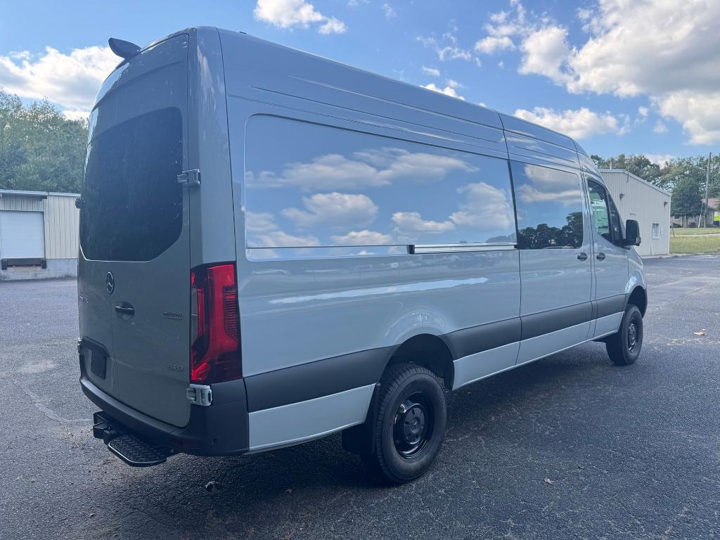 new 2025 Mercedes-Benz Sprinter 2500 car, priced at $80,573