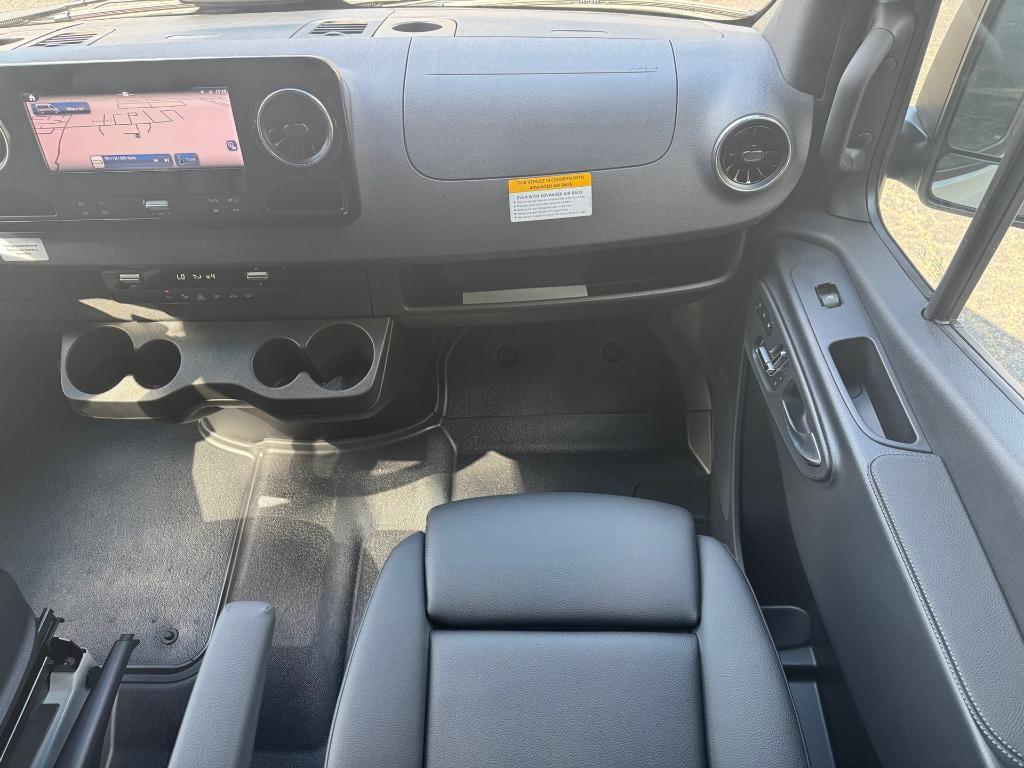new 2025 Mercedes-Benz Sprinter 2500 car, priced at $80,573