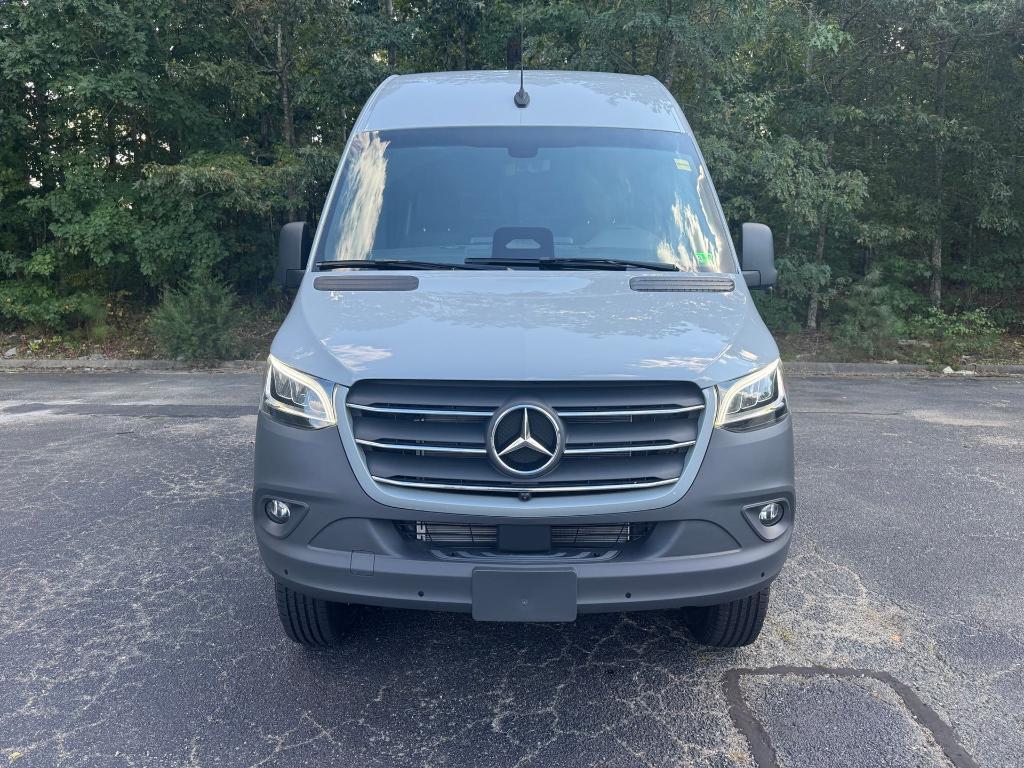 new 2025 Mercedes-Benz Sprinter 2500 car, priced at $80,573