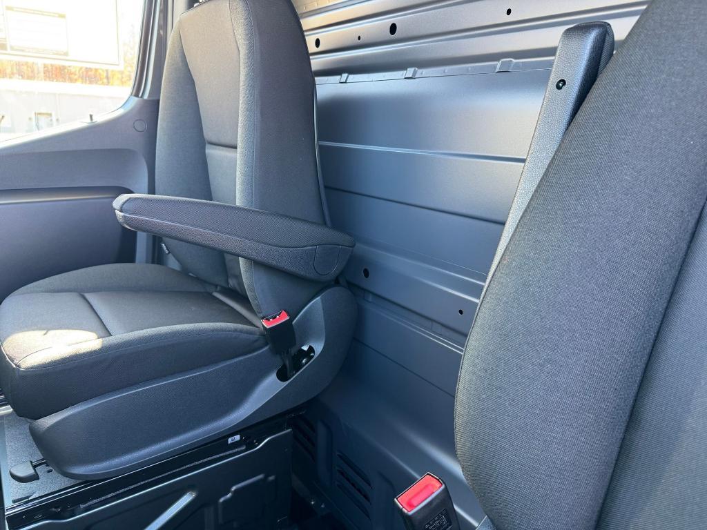 new 2026 Mercedes-Benz Sprinter 2500 car, priced at $60,800