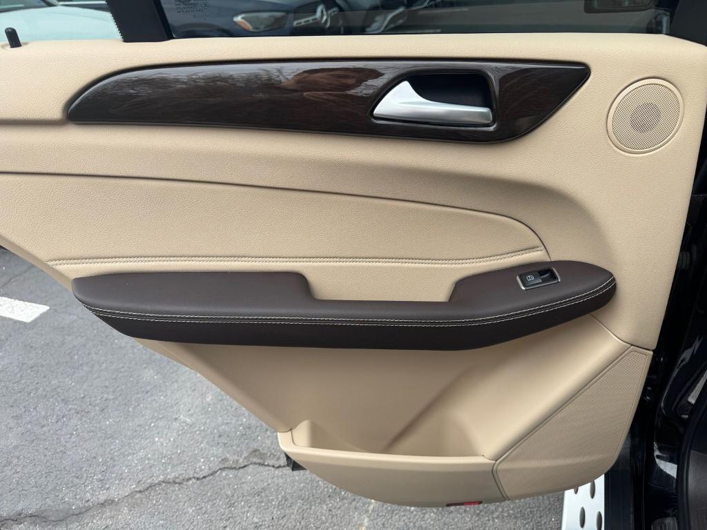 used 2018 Mercedes-Benz GLE 350 car, priced at $15,500