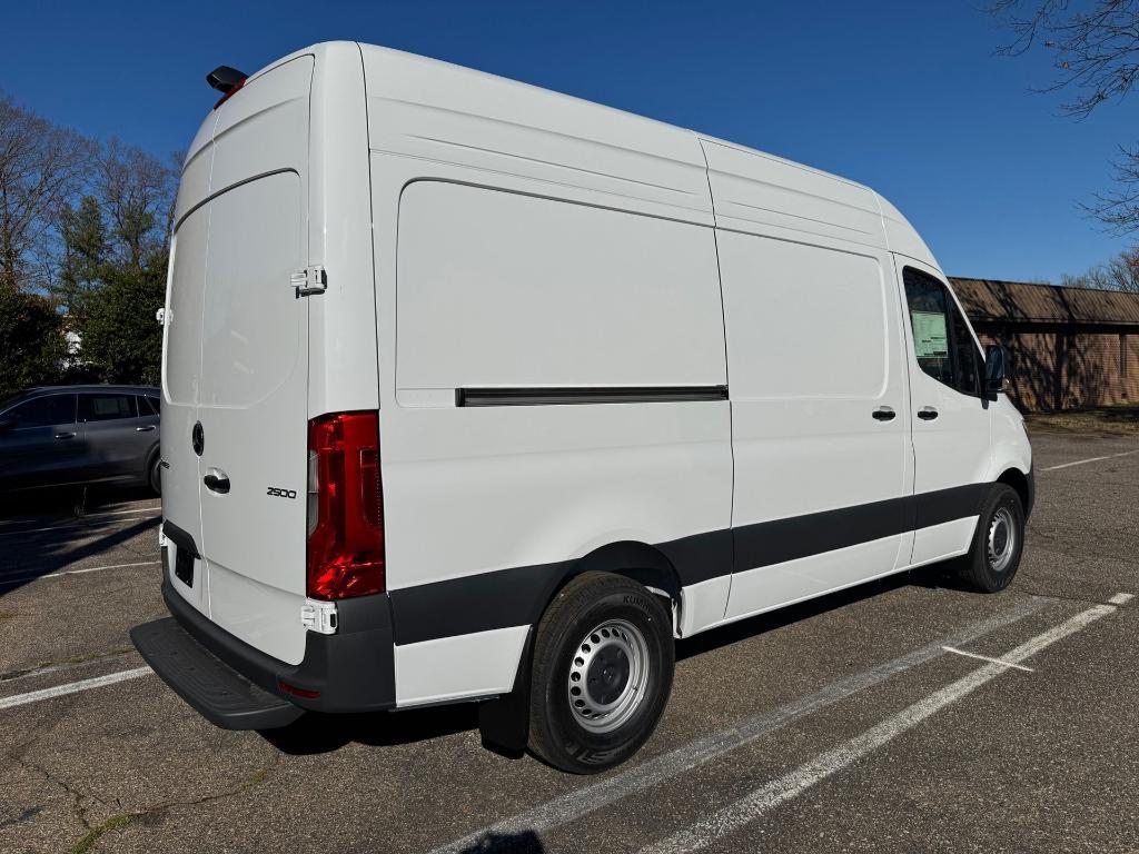 new 2026 Mercedes-Benz Sprinter 2500 car, priced at $59,209