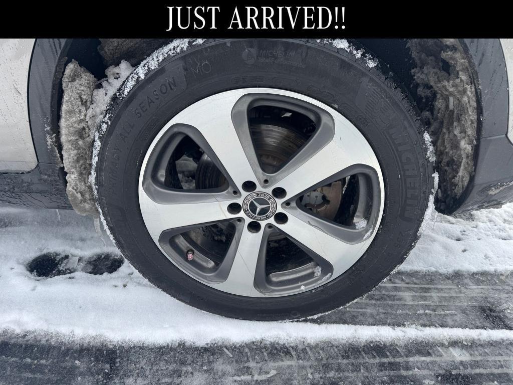 used 2019 Mercedes-Benz GLC 300 car, priced at $14,000