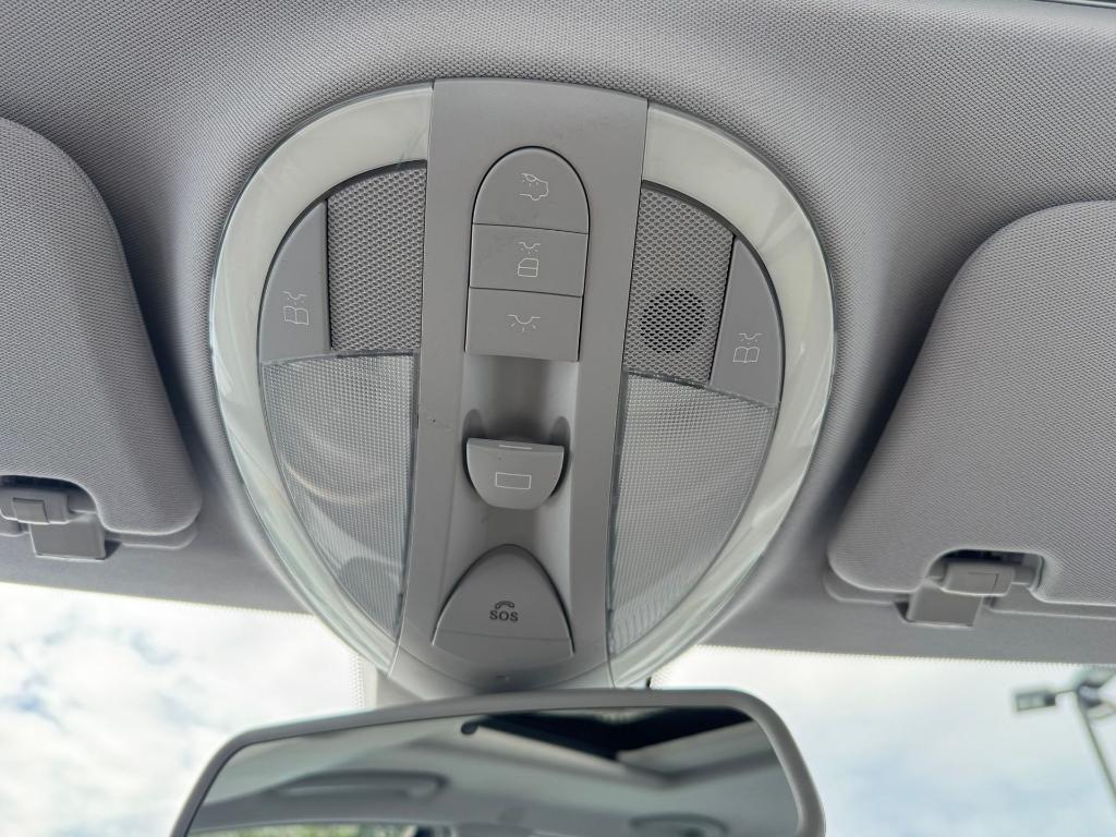 used 2007 Mercedes-Benz E-Class car, priced at $9,000