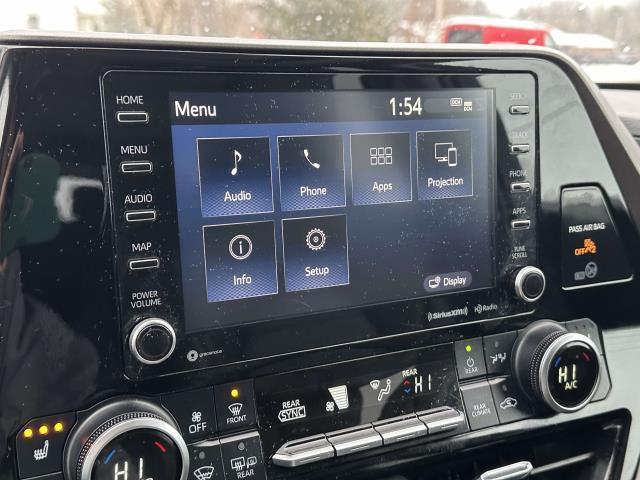 used 2021 Toyota Highlander car, priced at $27,995