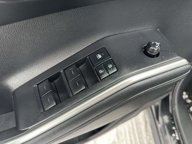 used 2021 Toyota Highlander car, priced at $27,995