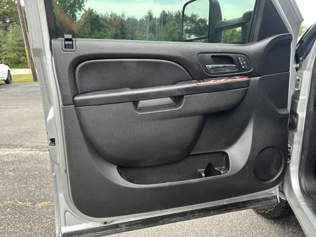 used 2013 GMC Sierra 1500 car, priced at $9,995