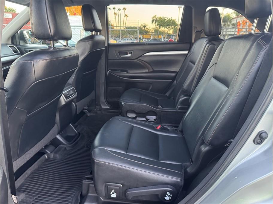 used 2017 Toyota Highlander car, priced at $18,999