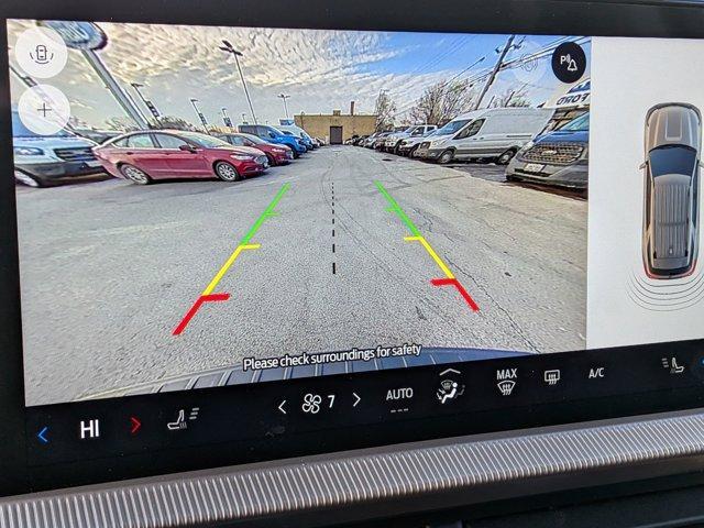 used 2025 Ford Explorer car