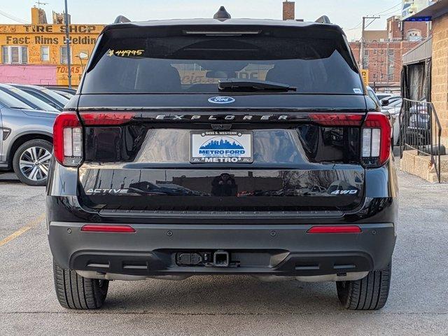 used 2025 Ford Explorer car