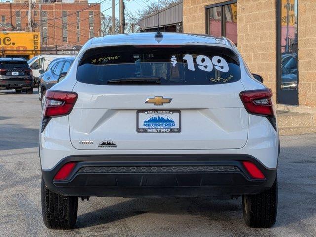 used 2025 Chevrolet Trax car, priced at $19,994
