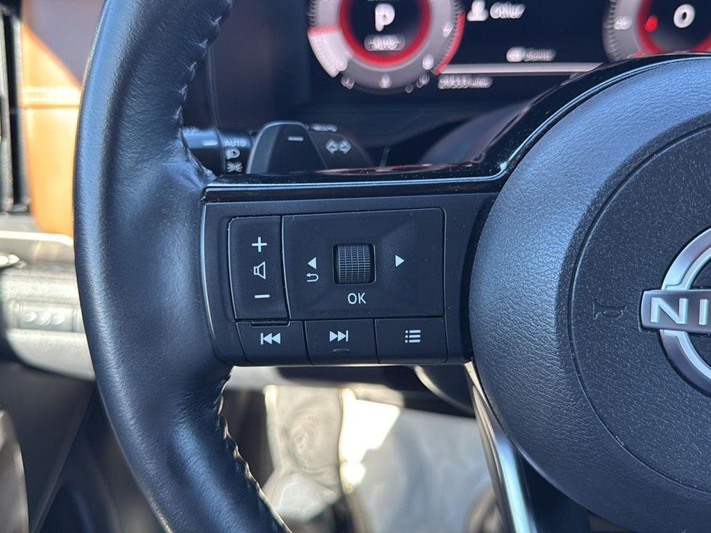 2022 Boulder Gray Pearl Nissan Pathfinder