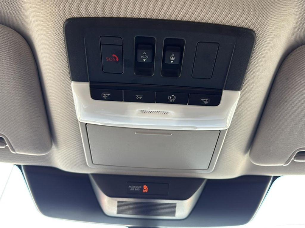 2022 Boulder Gray Pearl Nissan Pathfinder