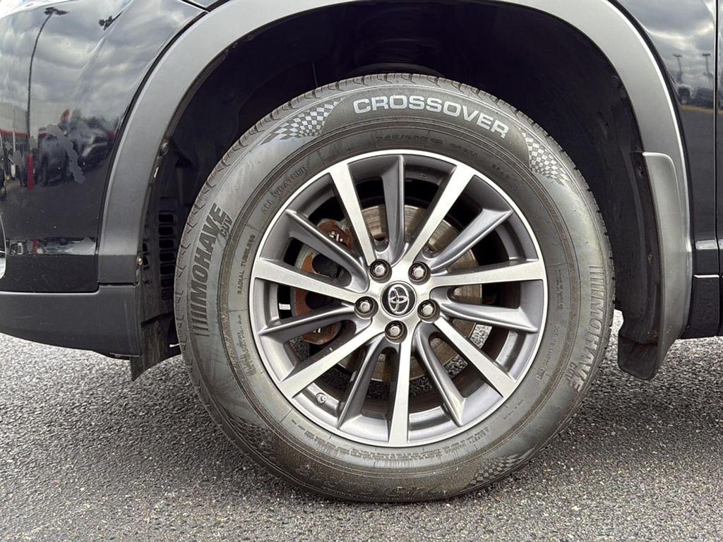 used 2018 Toyota Highlander car, priced at $19,983