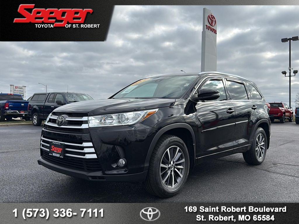 used 2018 Toyota Highlander car, priced at $19,983