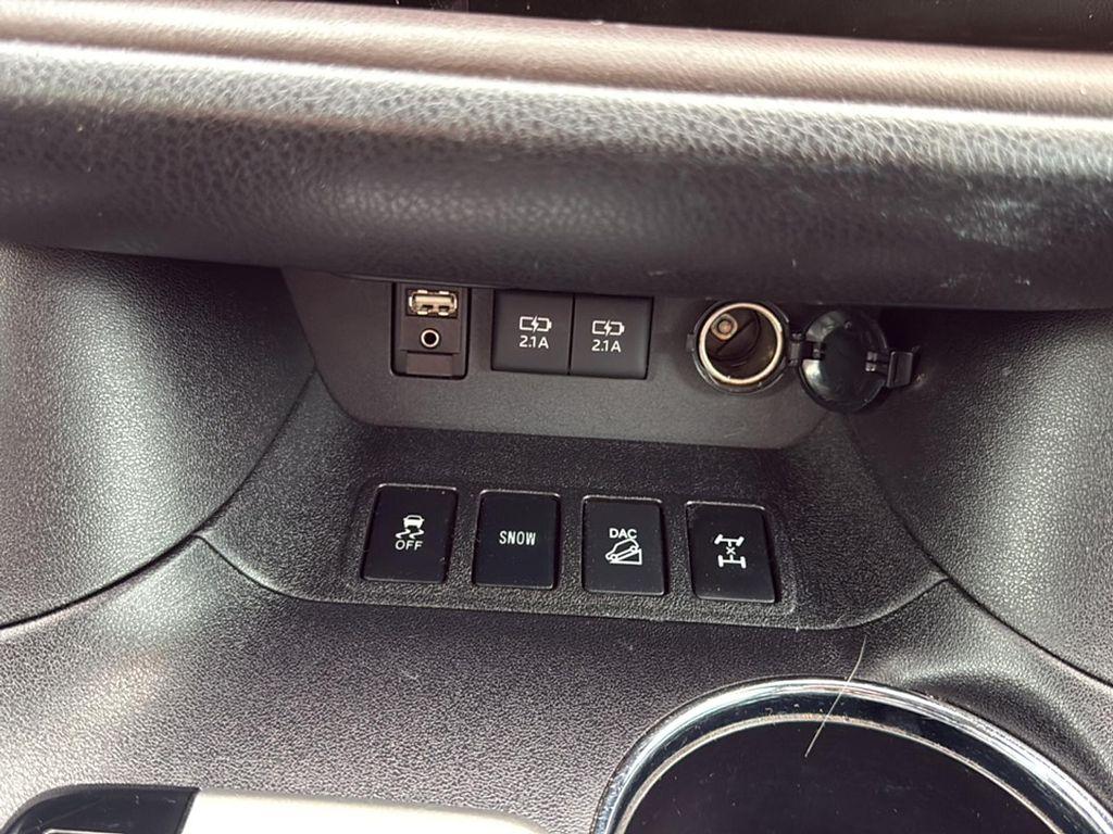 used 2018 Toyota Highlander car, priced at $19,983