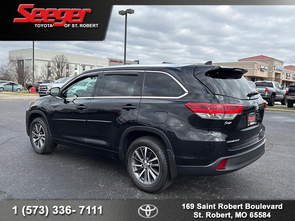 used 2018 Toyota Highlander car, priced at $19,983