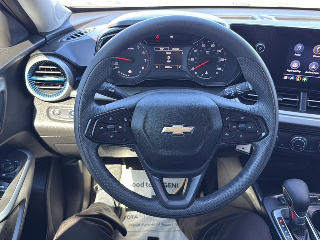 used 2025 Chevrolet Trax car, priced at $23,483