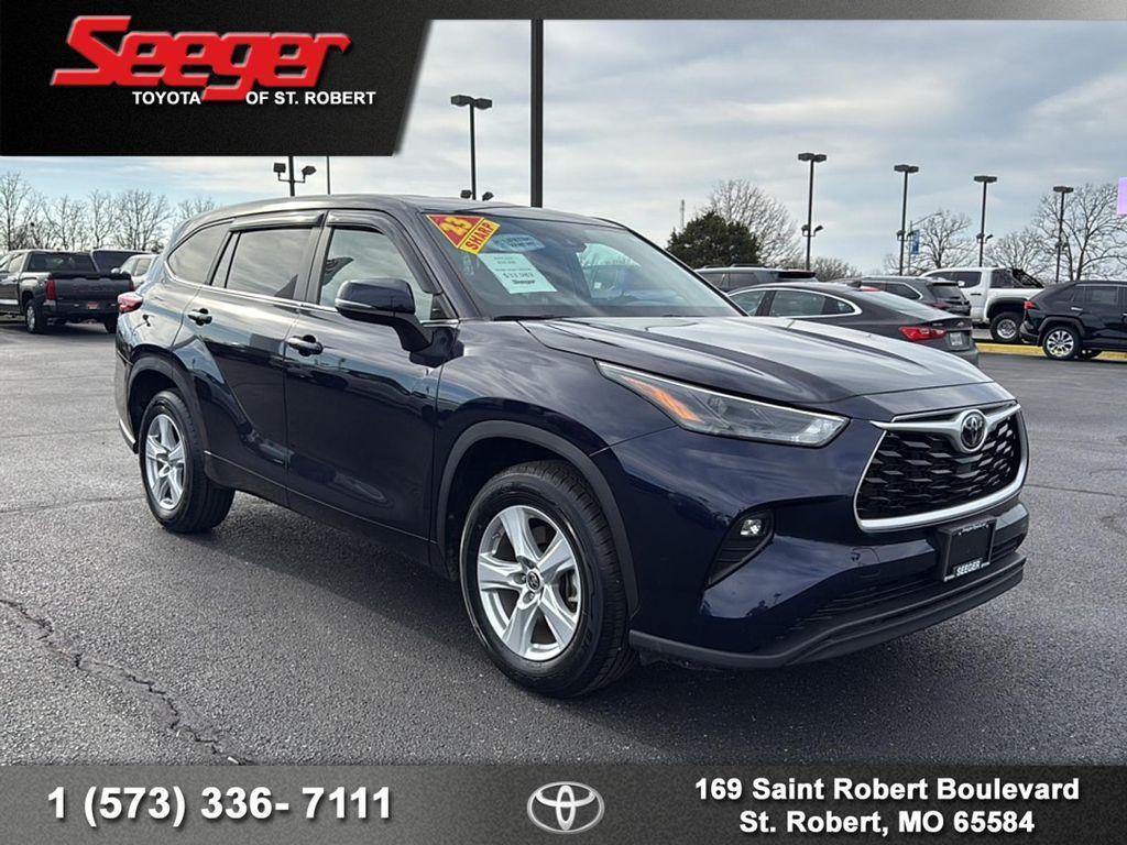 used 2023 Toyota Highlander car, priced at $33,983