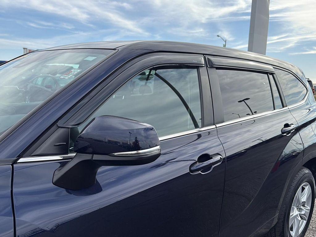 used 2023 Toyota Highlander car, priced at $33,983