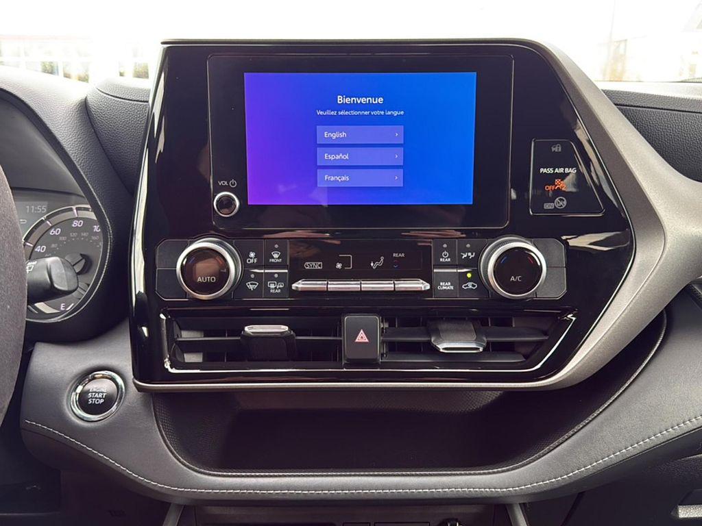 used 2023 Toyota Highlander car, priced at $33,983