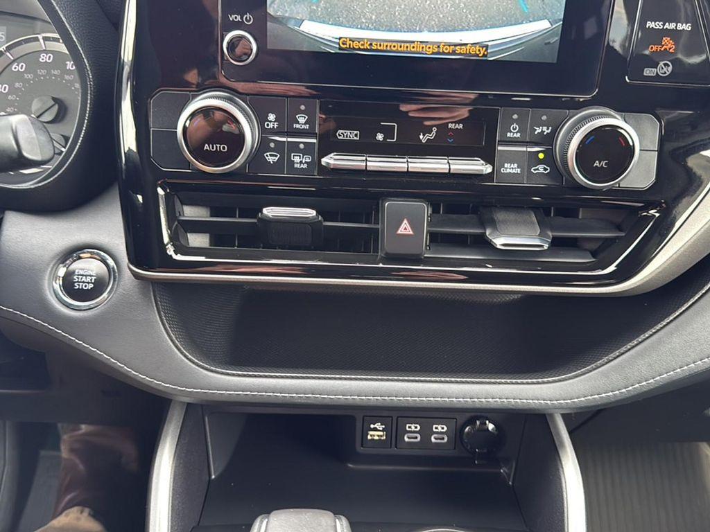 used 2023 Toyota Highlander car, priced at $33,983