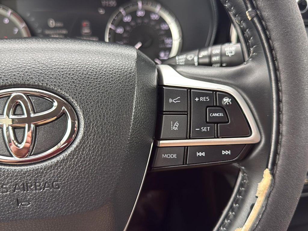 used 2023 Toyota Highlander car, priced at $33,983