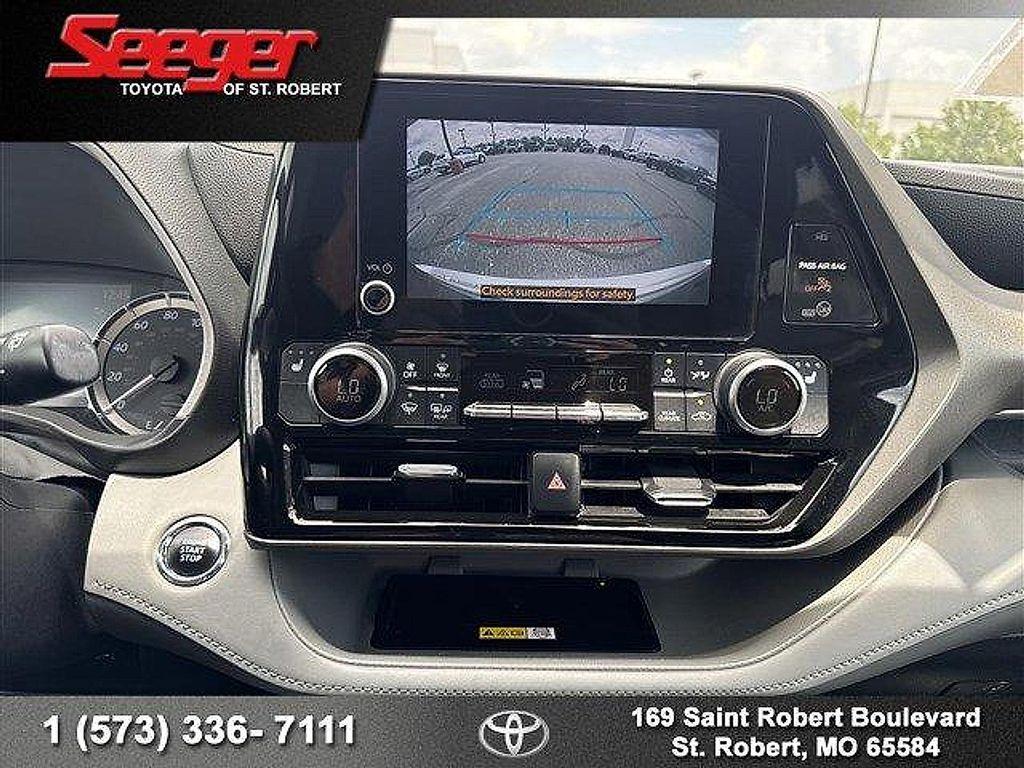 used 2023 Toyota Highlander car, priced at $31,983