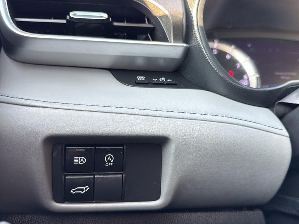 used 2023 Toyota Highlander car, priced at $31,983