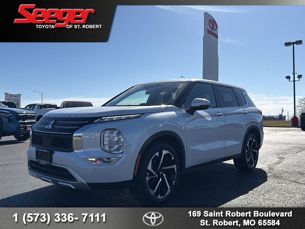 used 2023 Mitsubishi Outlander car, priced at $24,983