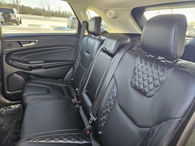 used 2024 Ford Edge car, priced at $30,987