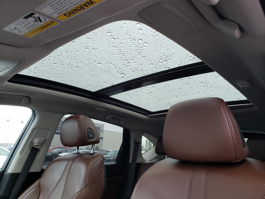 used 2023 Acura RDX car, priced at $36,324