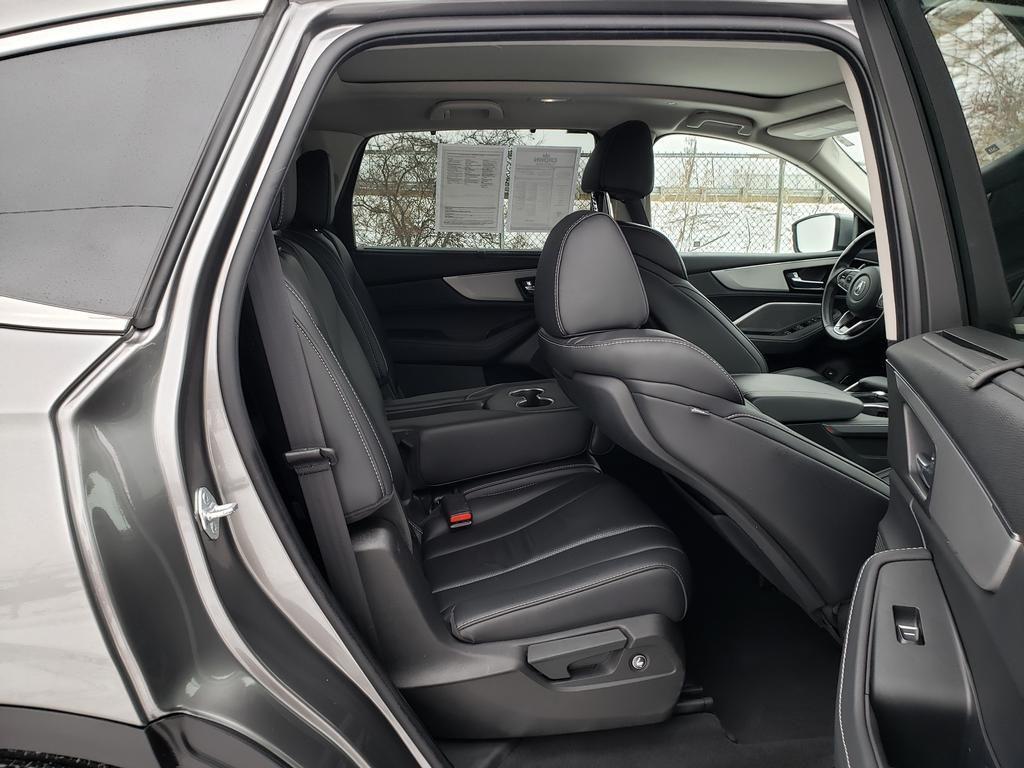 used 2023 Acura MDX car, priced at $40,624