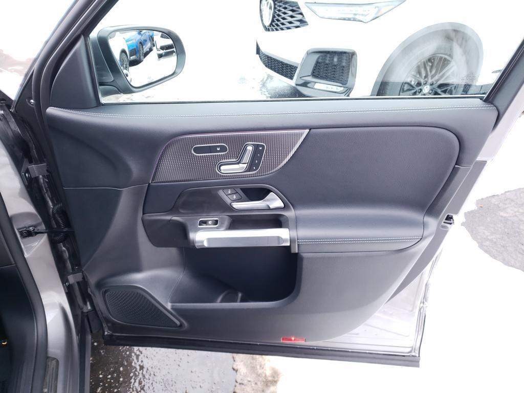 used 2021 Mercedes-Benz GLB 250 car, priced at $25,984