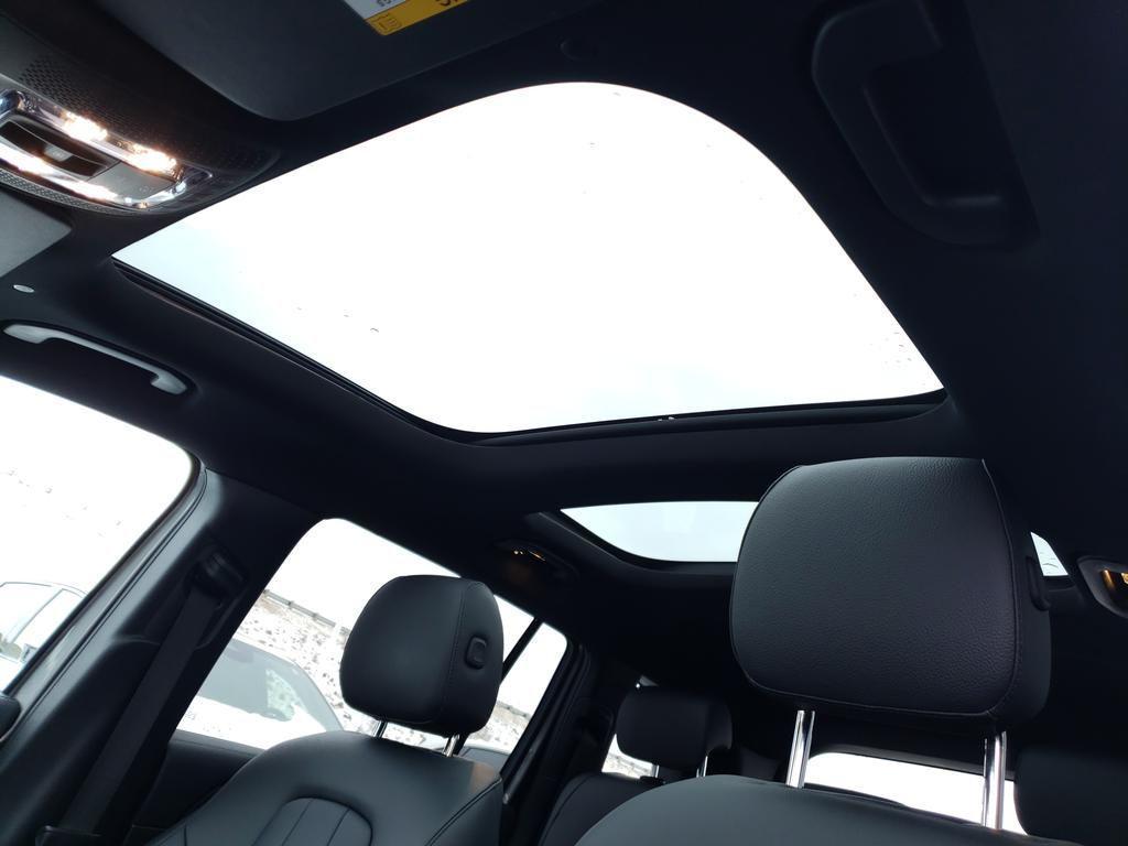 used 2021 Mercedes-Benz GLB 250 car, priced at $25,984