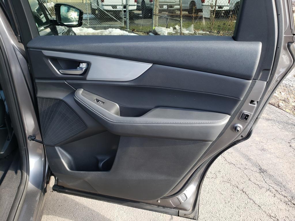 used 2023 Acura MDX car, priced at $32,491