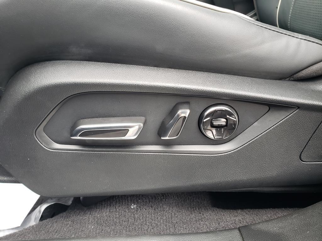 used 2023 Acura RDX car, priced at $39,781