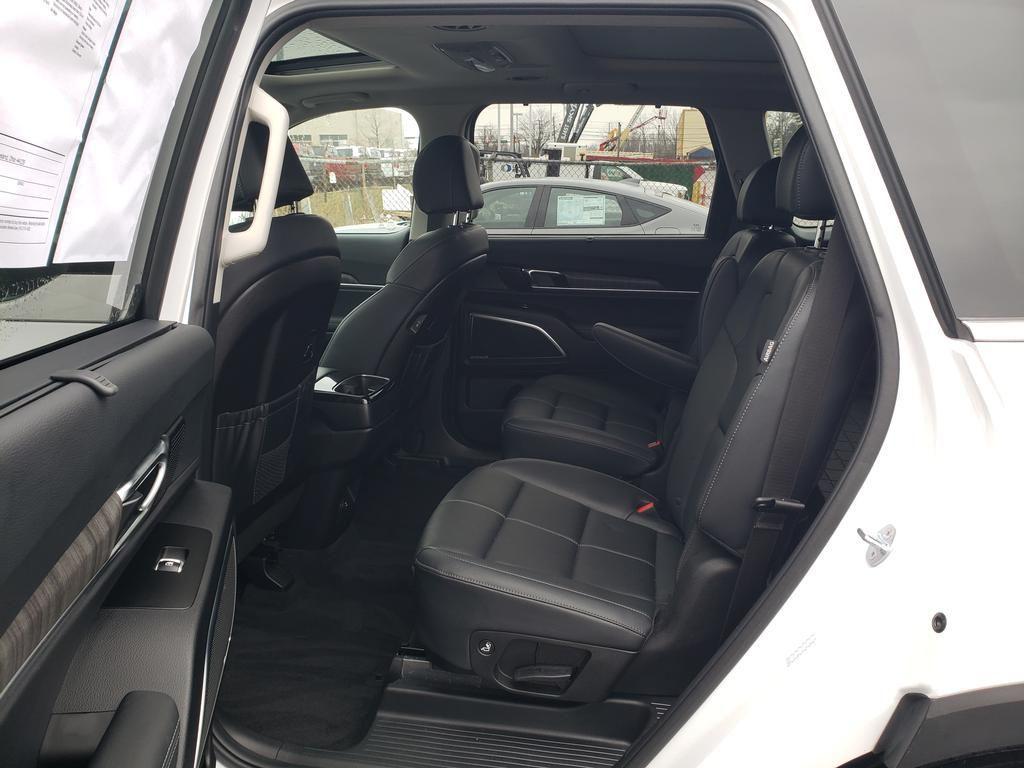 used 2024 Kia Telluride car, priced at $37,592
