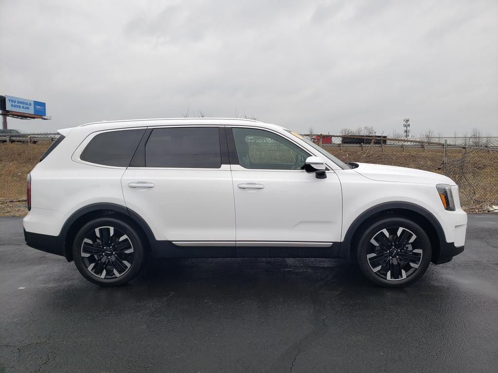 used 2024 Kia Telluride car, priced at $37,592