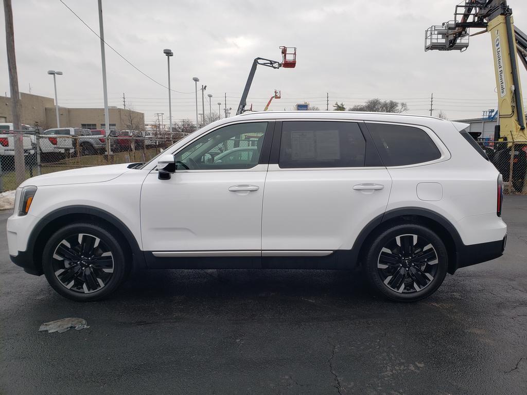 used 2024 Kia Telluride car, priced at $37,592