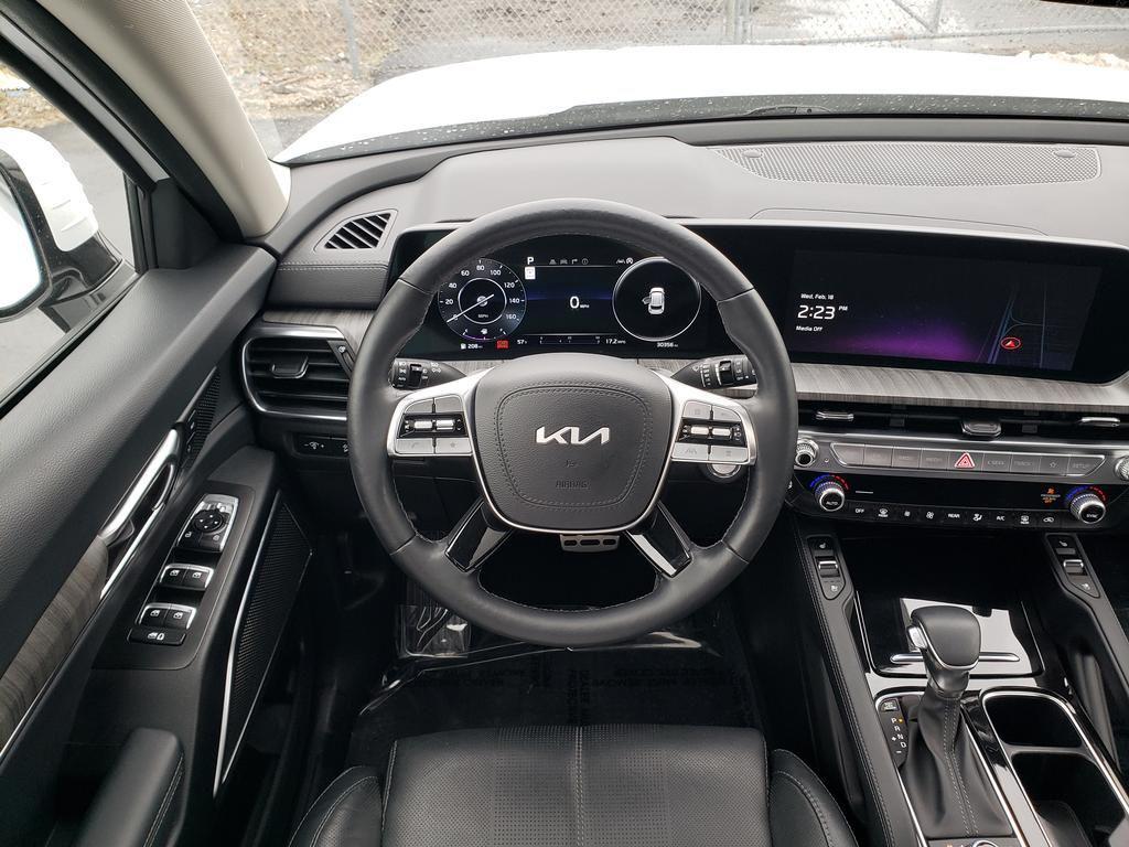 used 2024 Kia Telluride car, priced at $37,592