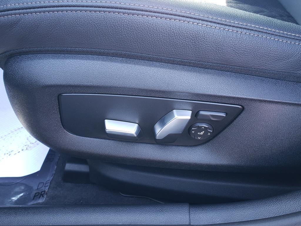 used 2022 BMW 540 car, priced at $38,971