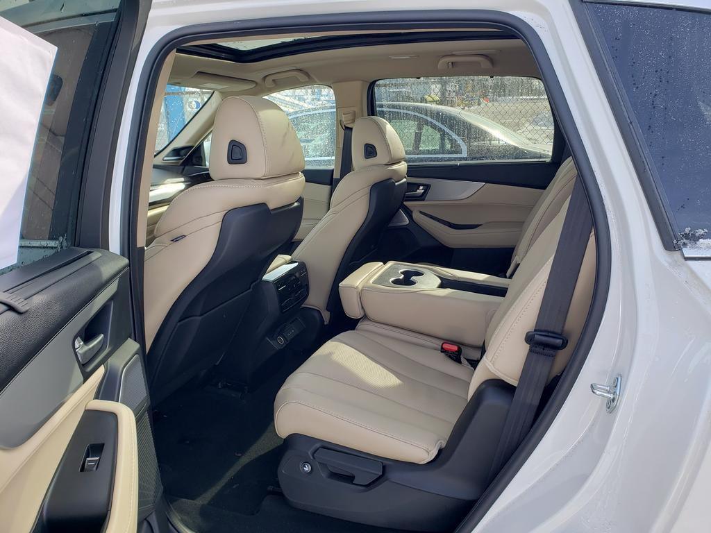 new 2026 Acura MDX car, priced at $61,450