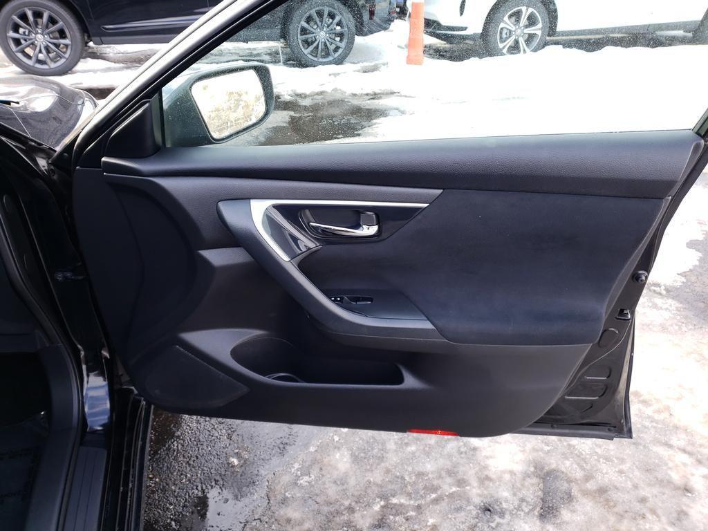 used 2014 Nissan Altima car, priced at $8,982