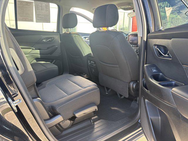 used 2020 Chevrolet Traverse car, priced at $22,990