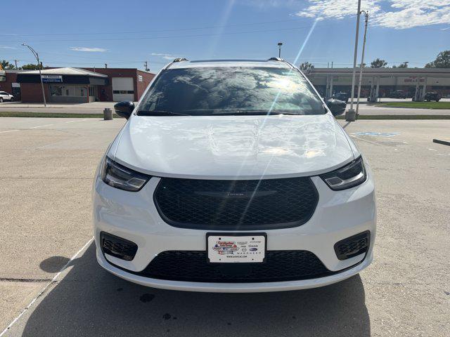 new 2026 Chrysler Pacifica car, priced at $55,375