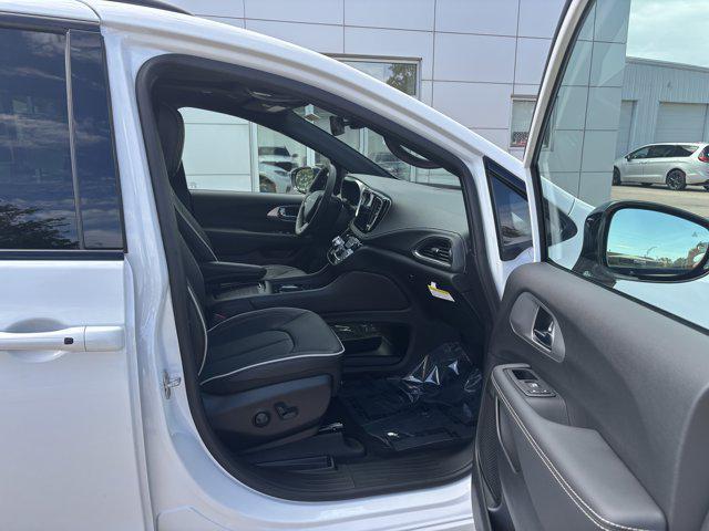 new 2026 Chrysler Pacifica car, priced at $55,375